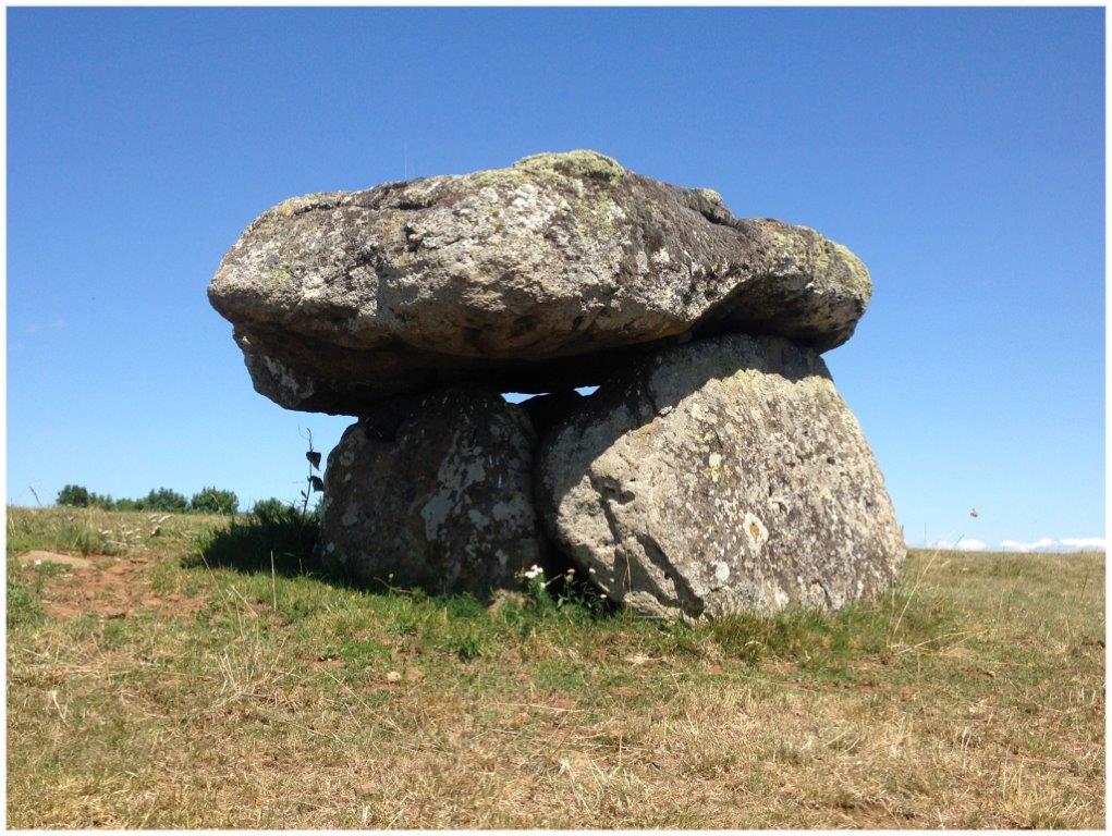 29  le dolmen de Touls