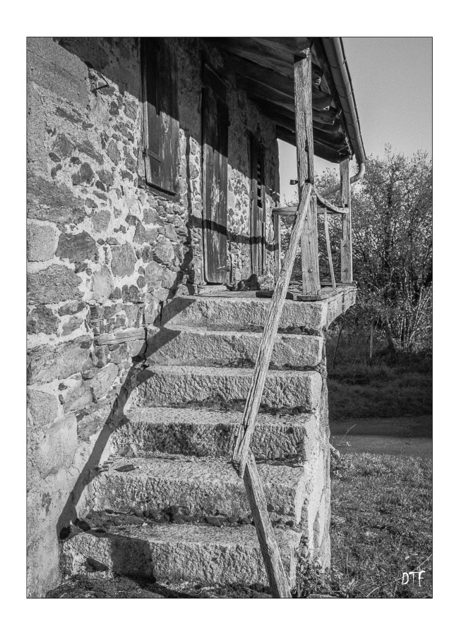 maison rurale escalier
