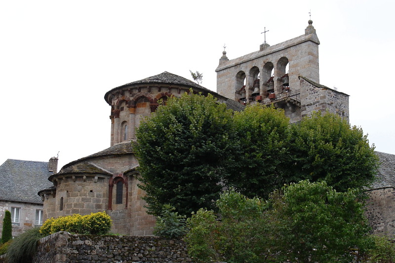 St Urcize Eglise clocher