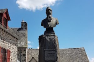 Tyssandier d'Escous, restaurateur de la vache de salers